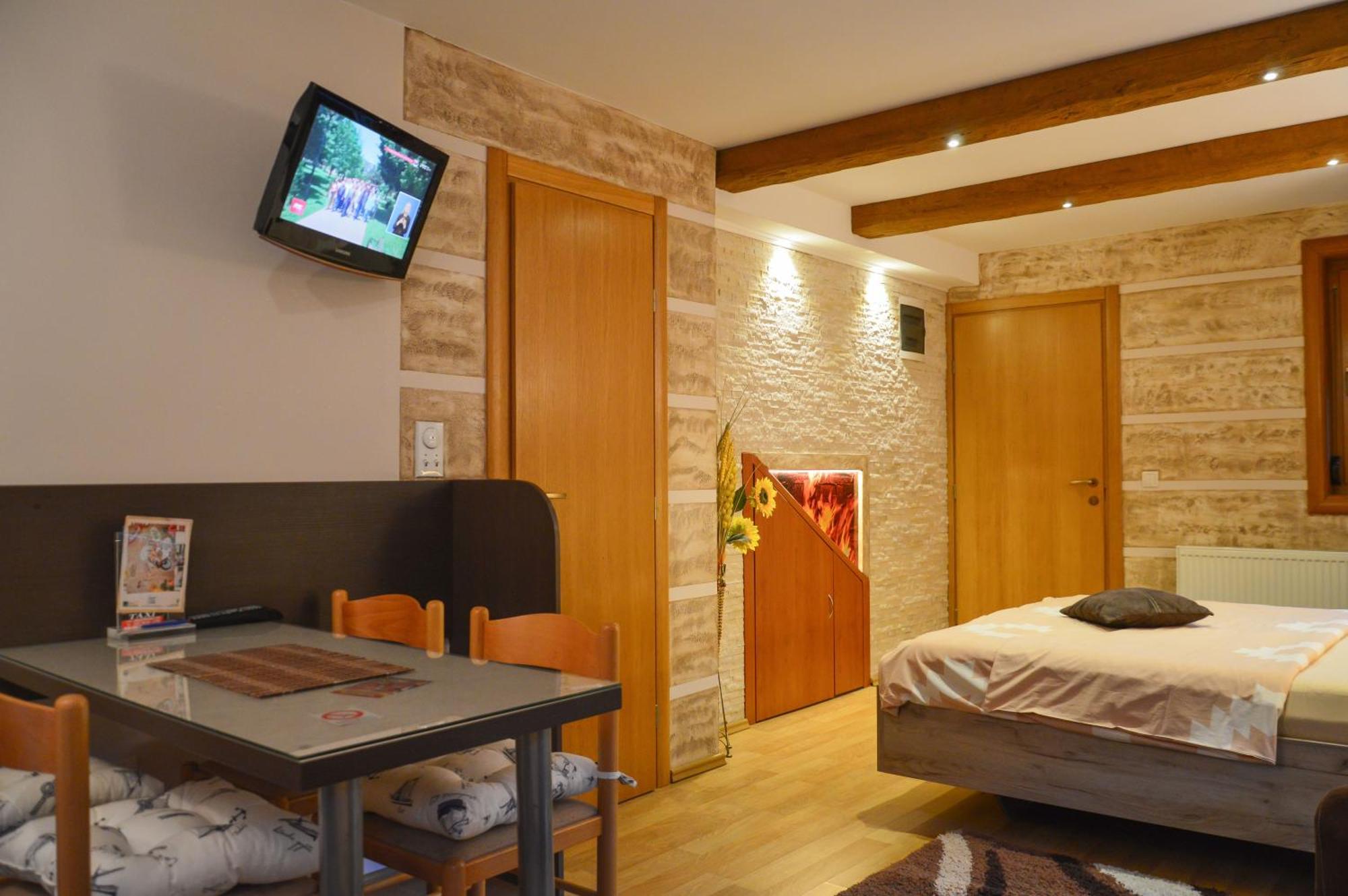 זלאטיבור Apartments Josipovic חדר תמונה